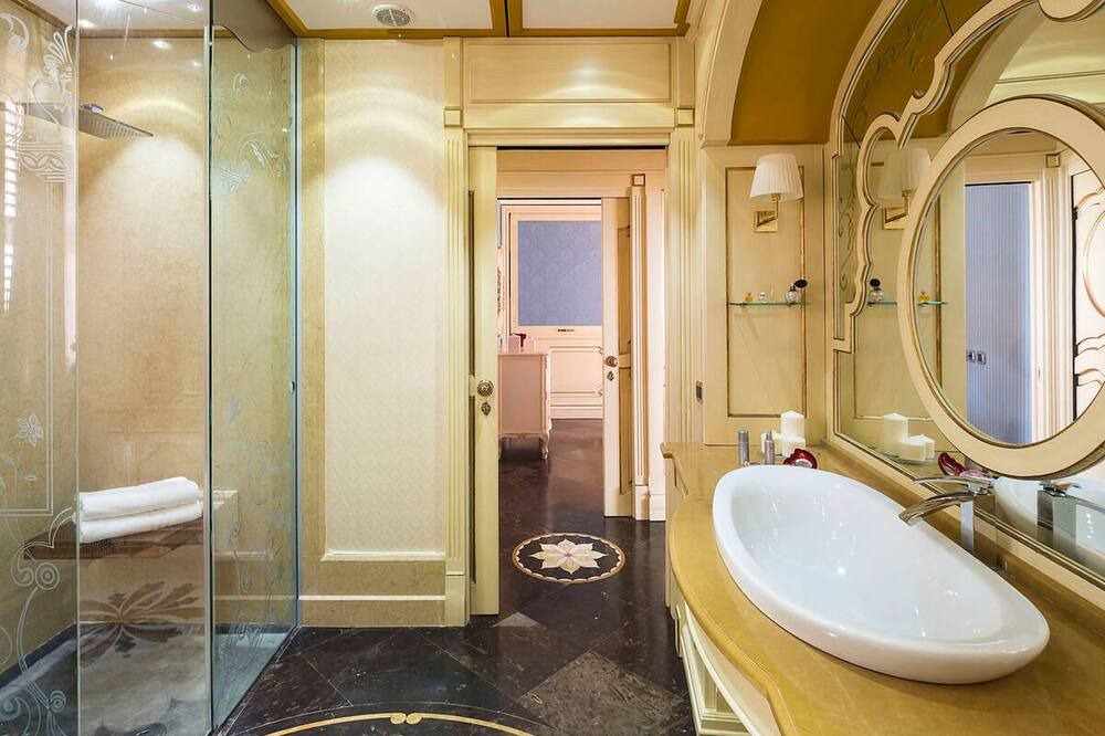 Photo of Bathroom in Donnalucata