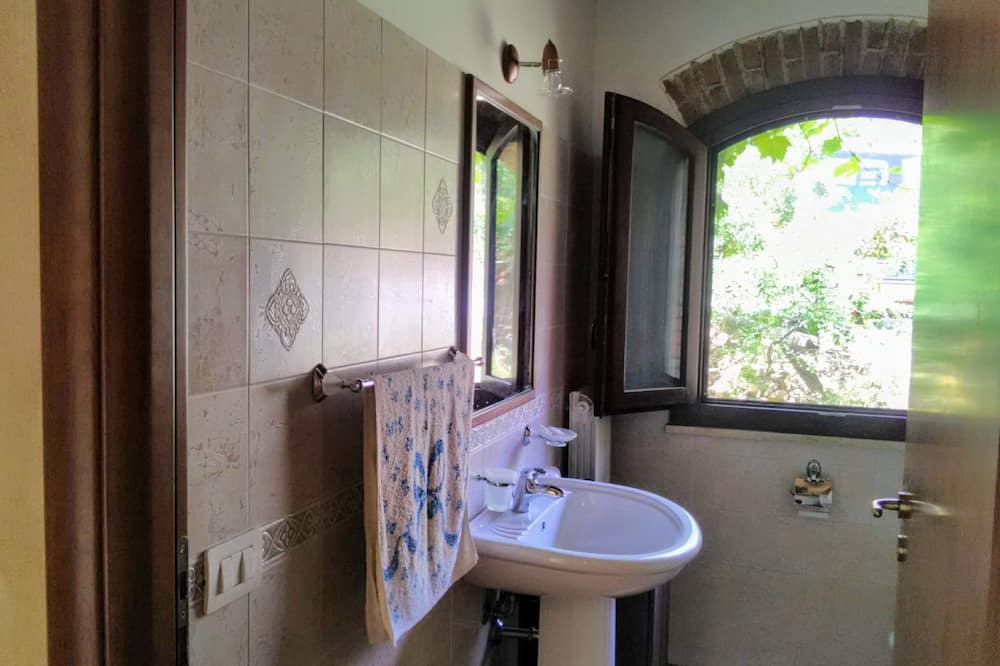 Photo of Bathroom in Castelbuono