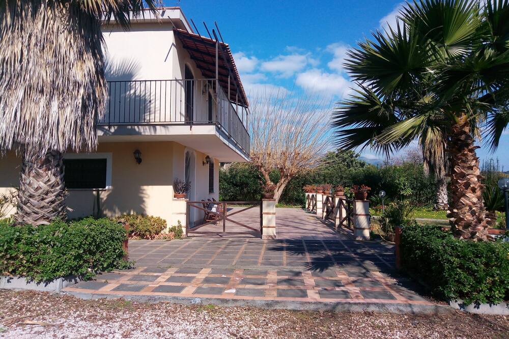 Photo of Outdoor in Fiumefreddo di Sicilia