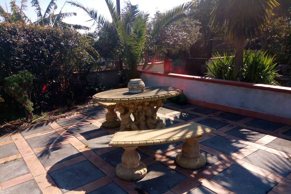 Photo of Patio Balcony in Fiumefreddo di Sicilia