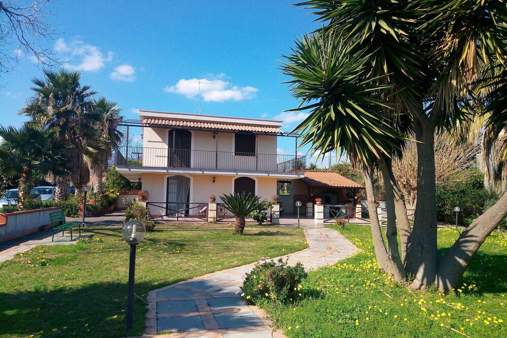 Photo of Outdoor in Fiumefreddo di Sicilia
