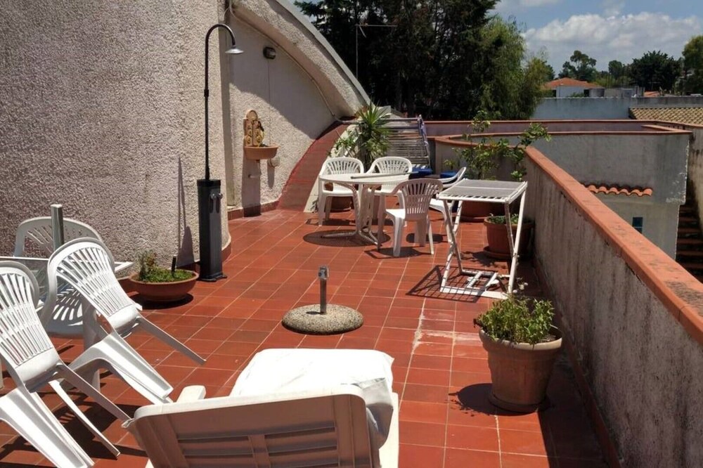 Photo of Patio Balcony in Gizzeria Lido