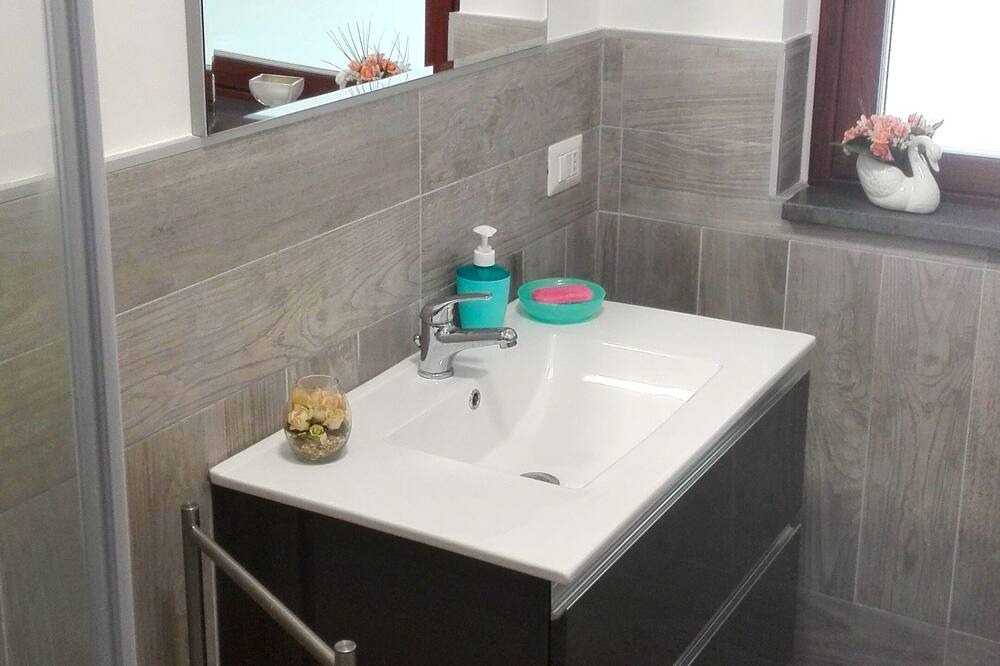 Photo of Bathroom in Mascalucia