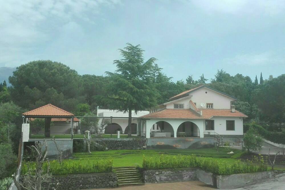 Photo of Outdoor in Mascalucia