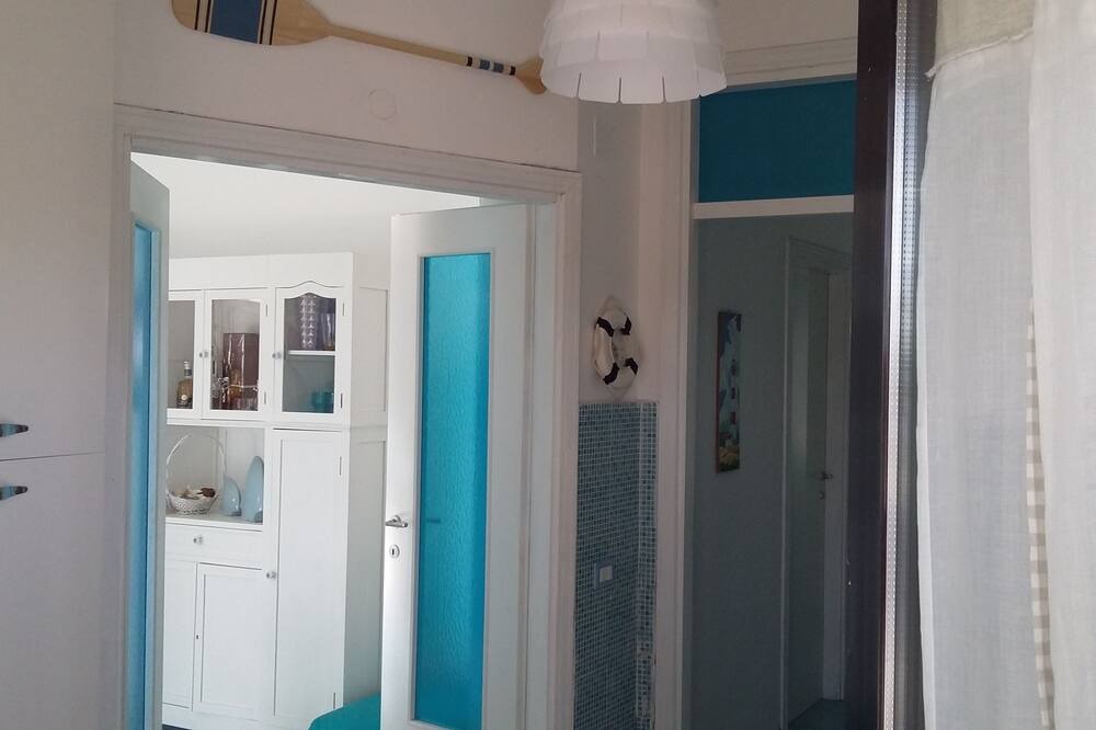 Photo of Bedroom in Acquappesa