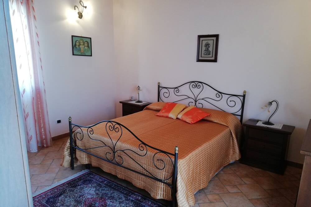 Photo of Bedroom in Riposto