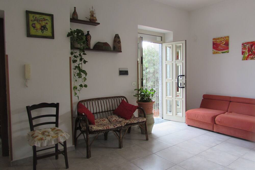 Photo of Livingroom in Monasterace