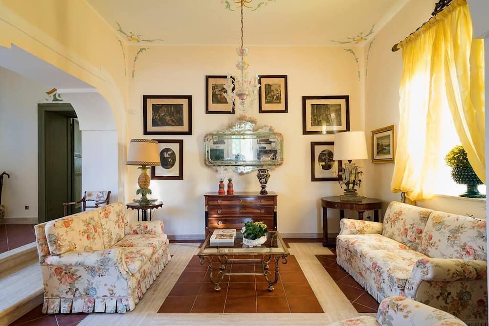 Photo of Livingroom in Salemi