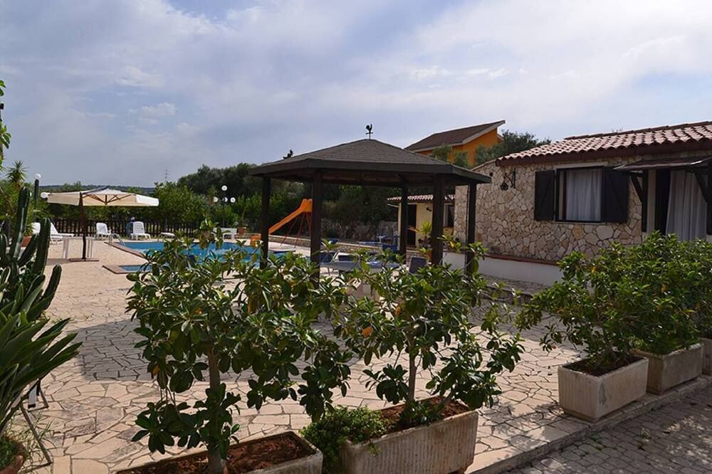 Photo of Outdoor in Solarino