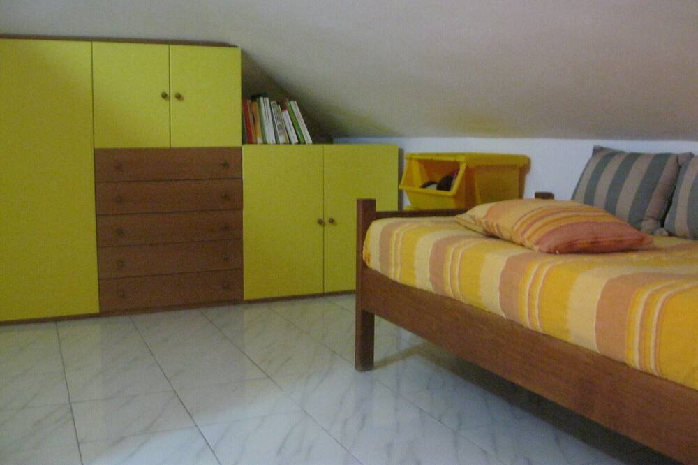 Photo of Bedroom in Torre Archirafi