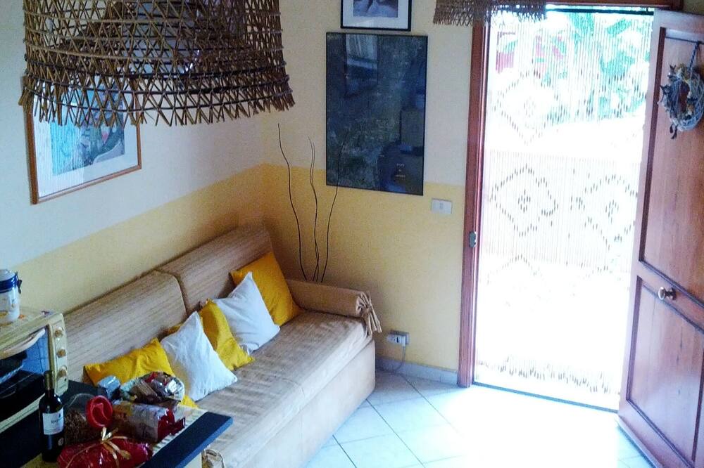 Photo of Livingroom in Torre Archirafi