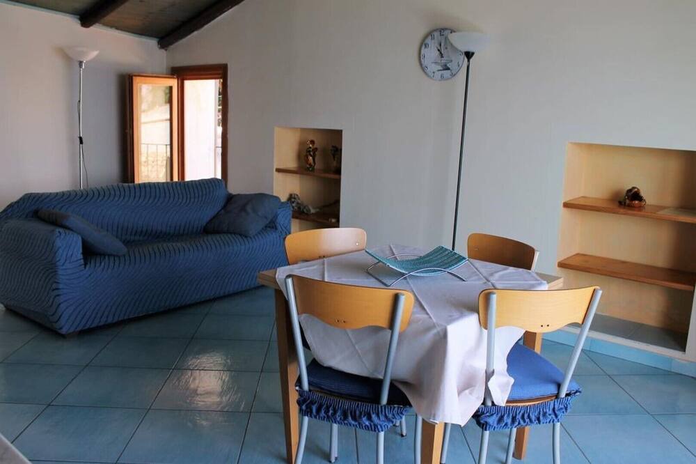Photo of Livingroom in Scilla