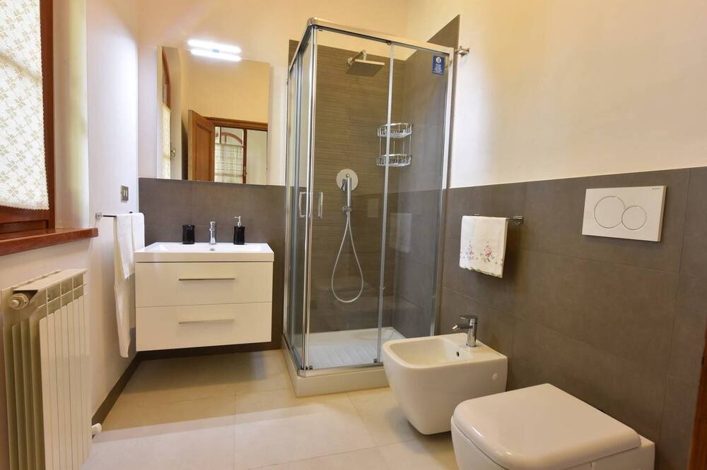 Photo of Bathroom in Orvieto