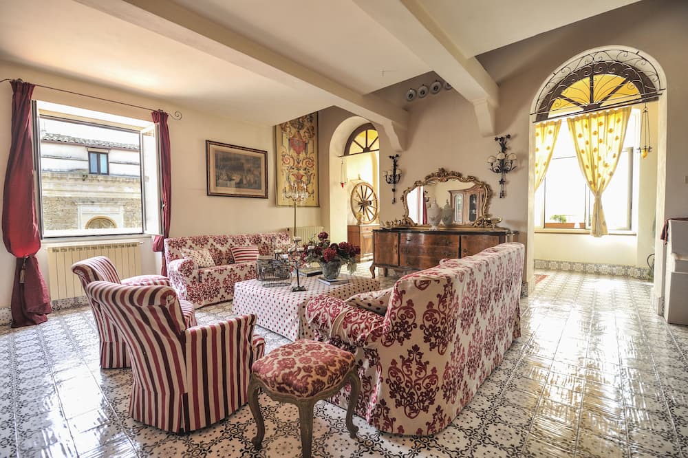 Photo of Livingroom in Caltanissetta