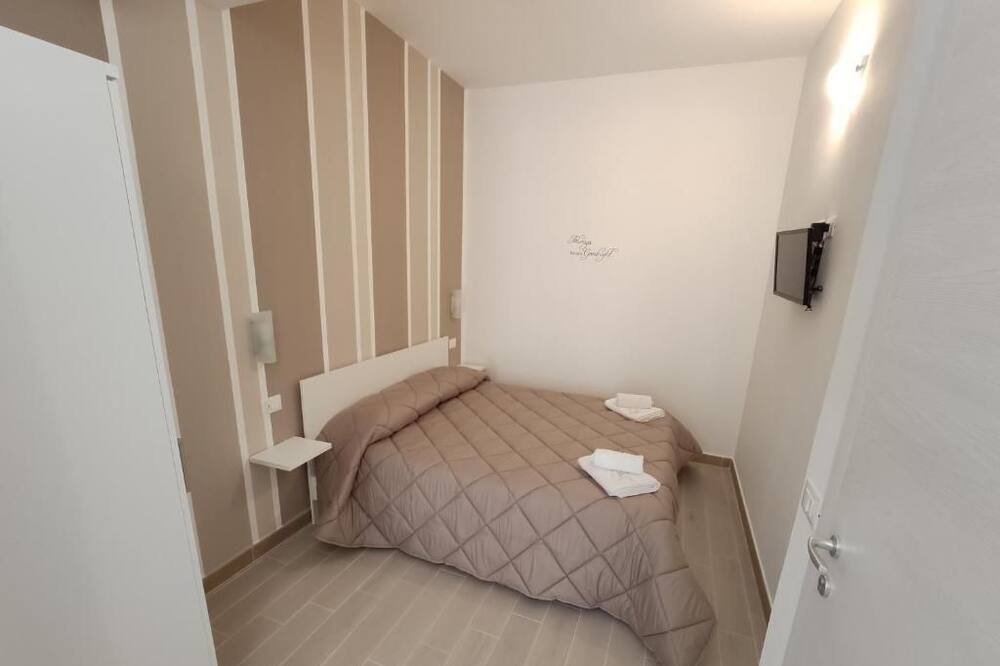 Photo of Bedroom in Campofelice di Roccella