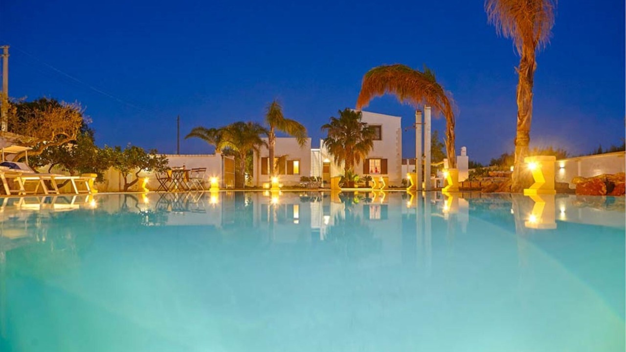 Photo of Outdoor in Arini