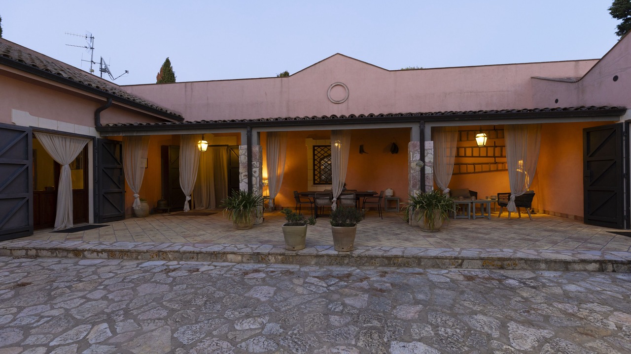 Photo of Patio Balcony in Paceco
