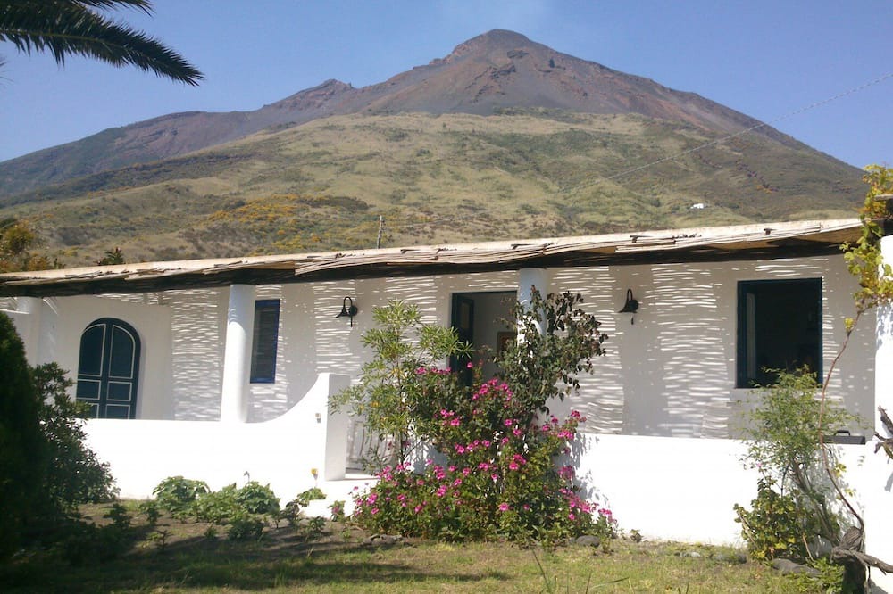 Photo of Outdoor in Stromboli
