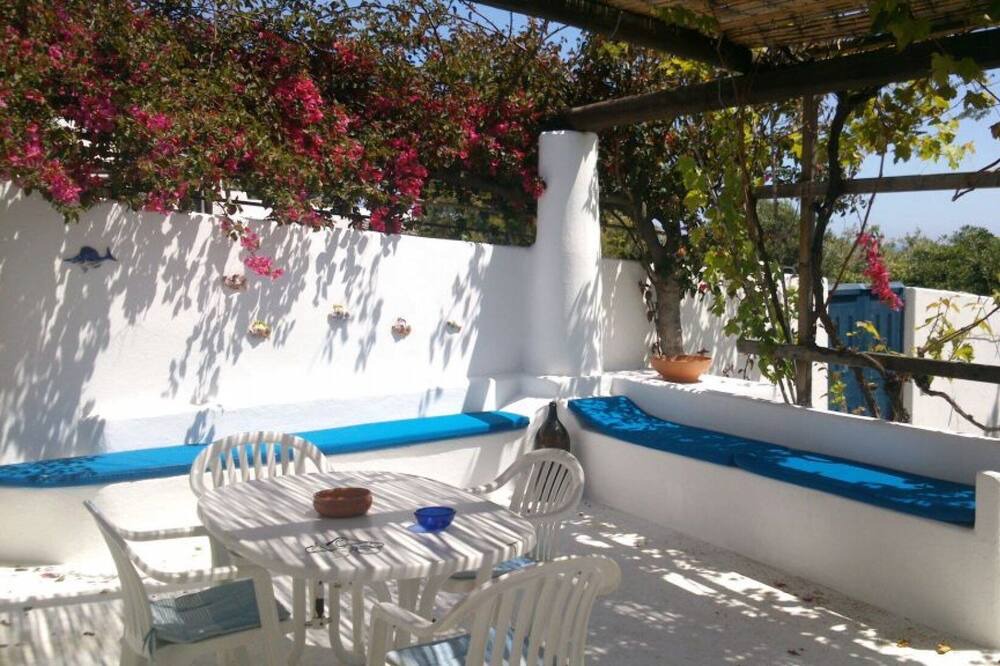 Photo of Patio Balcony in Stromboli