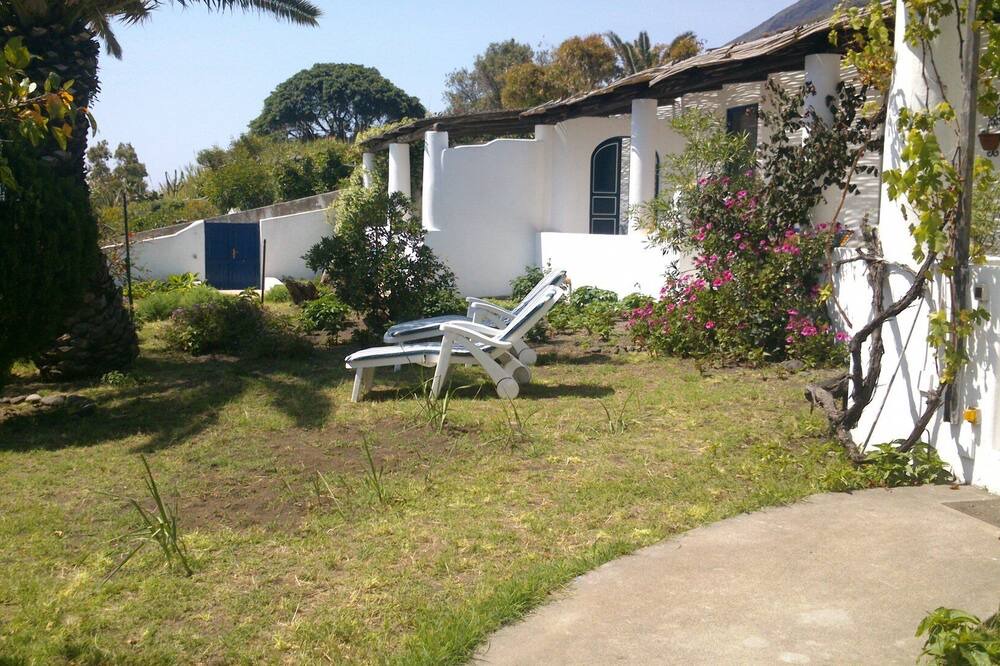 Photo of Outdoor in Stromboli