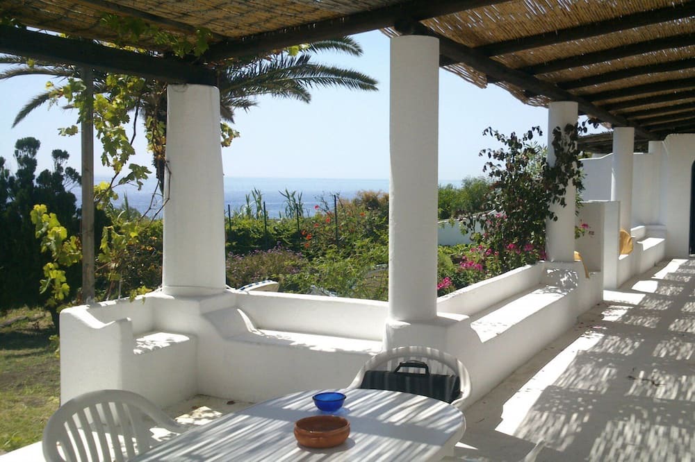 Photo of Patio Balcony in Stromboli