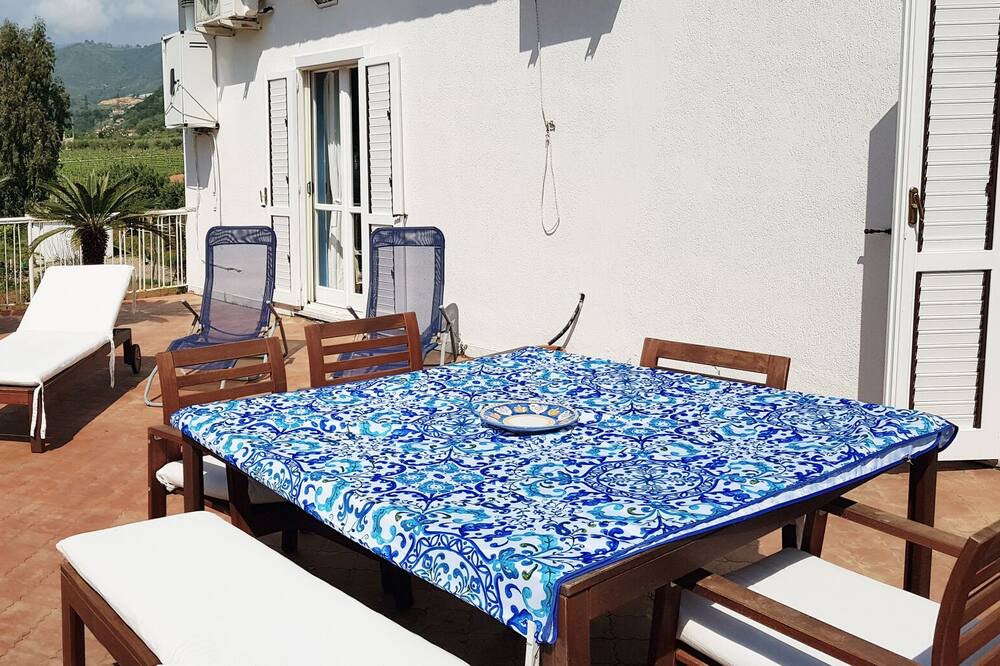 Photo of Patio Balcony in Belvedere Marittimo