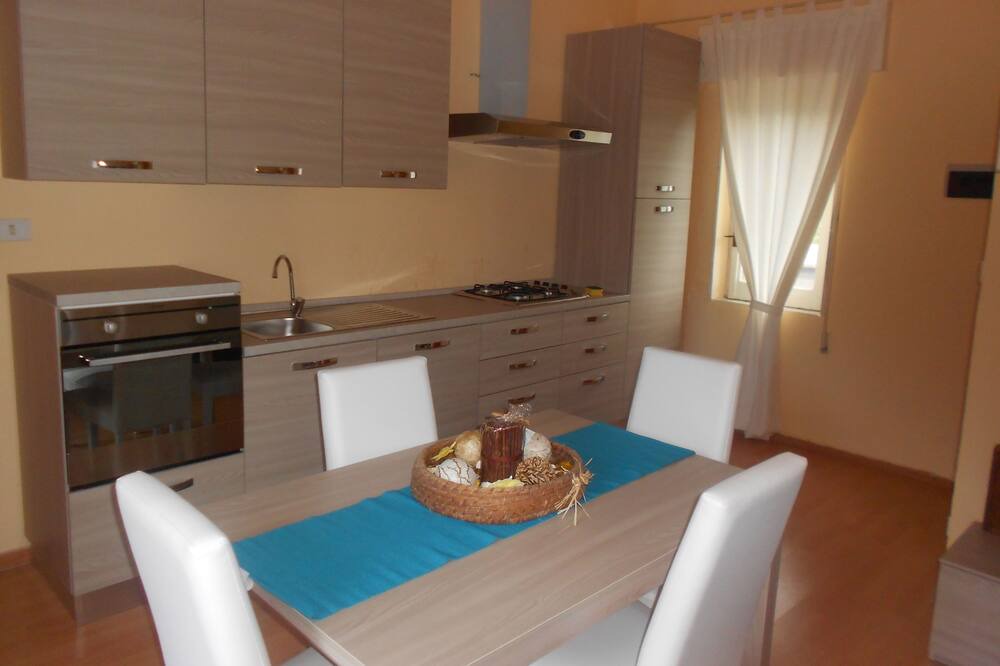 Photo of Kitchen in Belvedere Marittimo