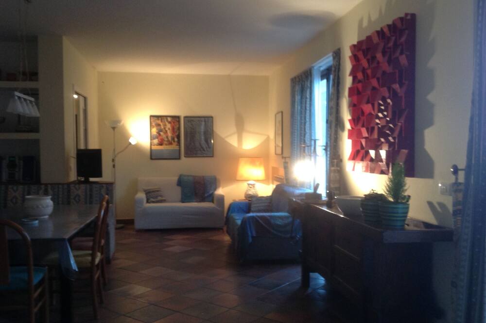 Photo of Livingroom in Cefalu