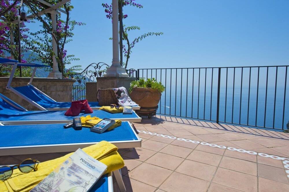 Photo of Patio Balcony in Chiesa Nuova