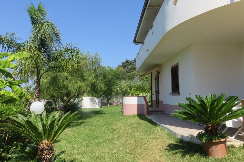 Photo of Outdoor in Joppolo