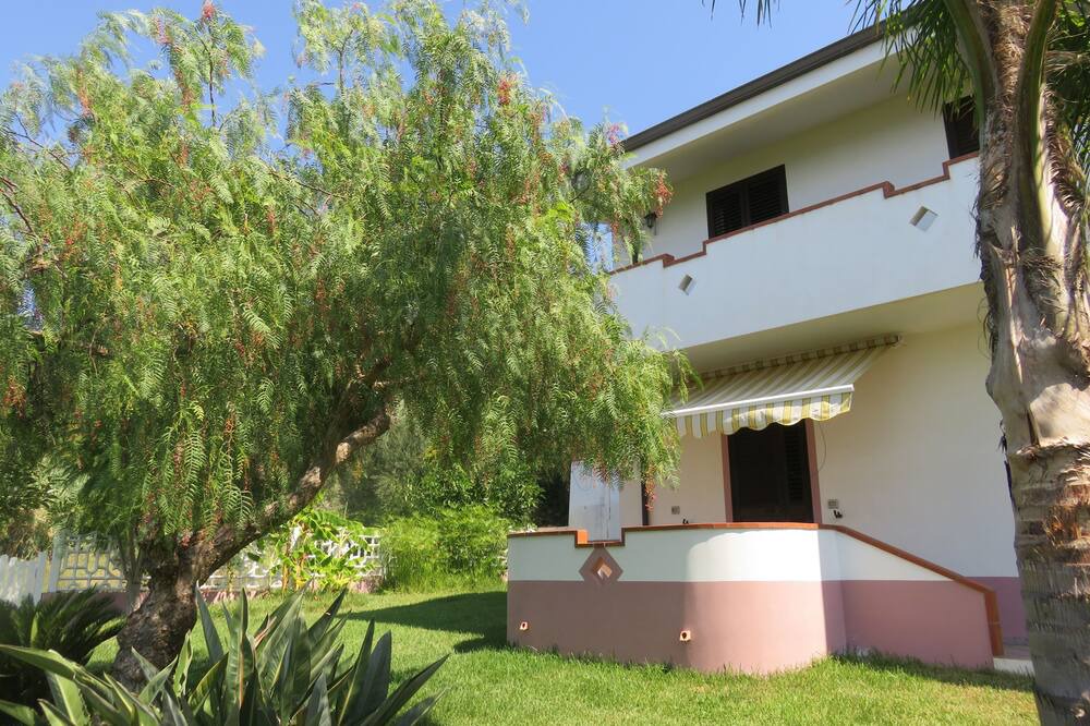 Photo of Outdoor in Joppolo