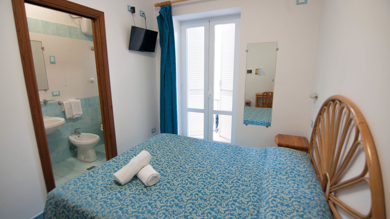 Photo of Bedroom in Ischia Porto