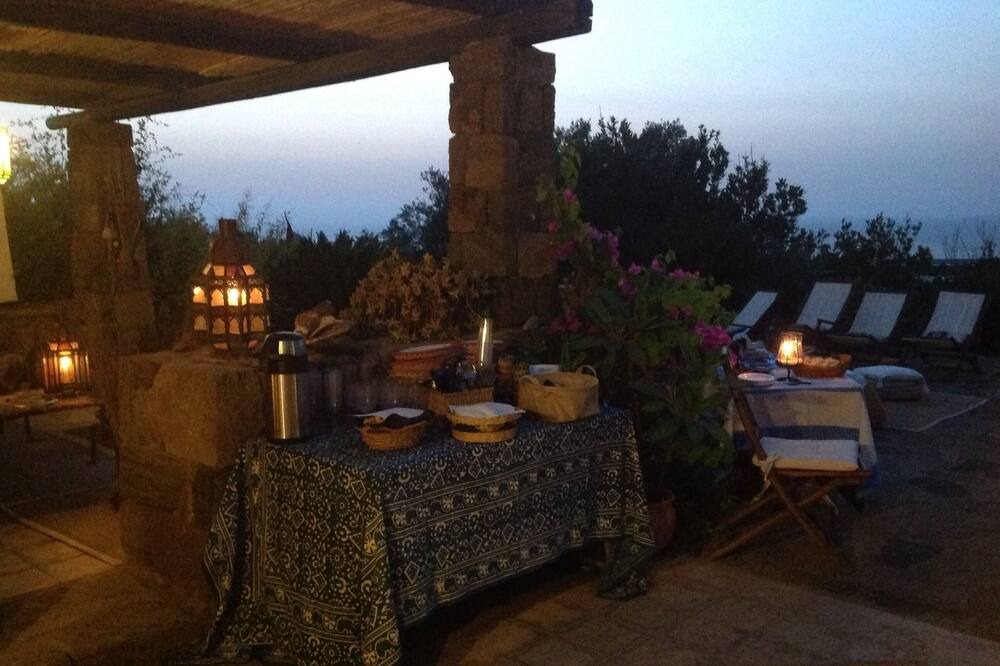 Photo of Patio Balcony in Pantelleria