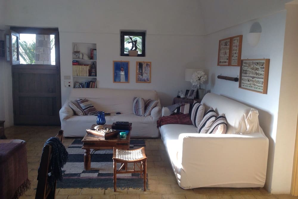 Photo of Livingroom in Pantelleria