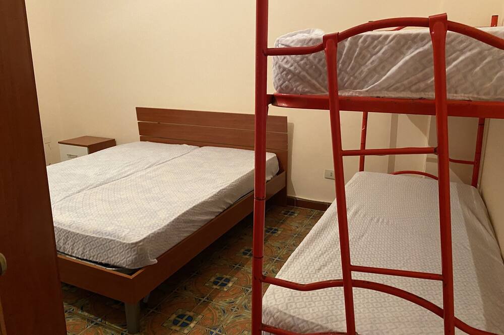 Photo of Bedroom in Vibo Marina