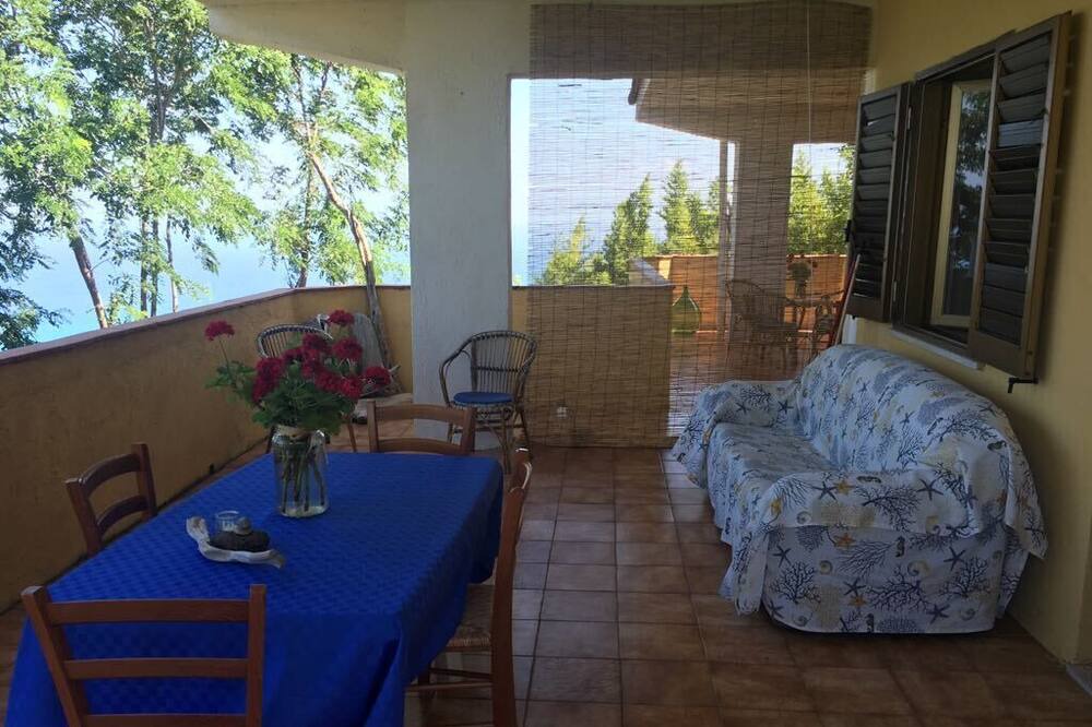 Photo of Patio Balcony in Marina di Zambrone