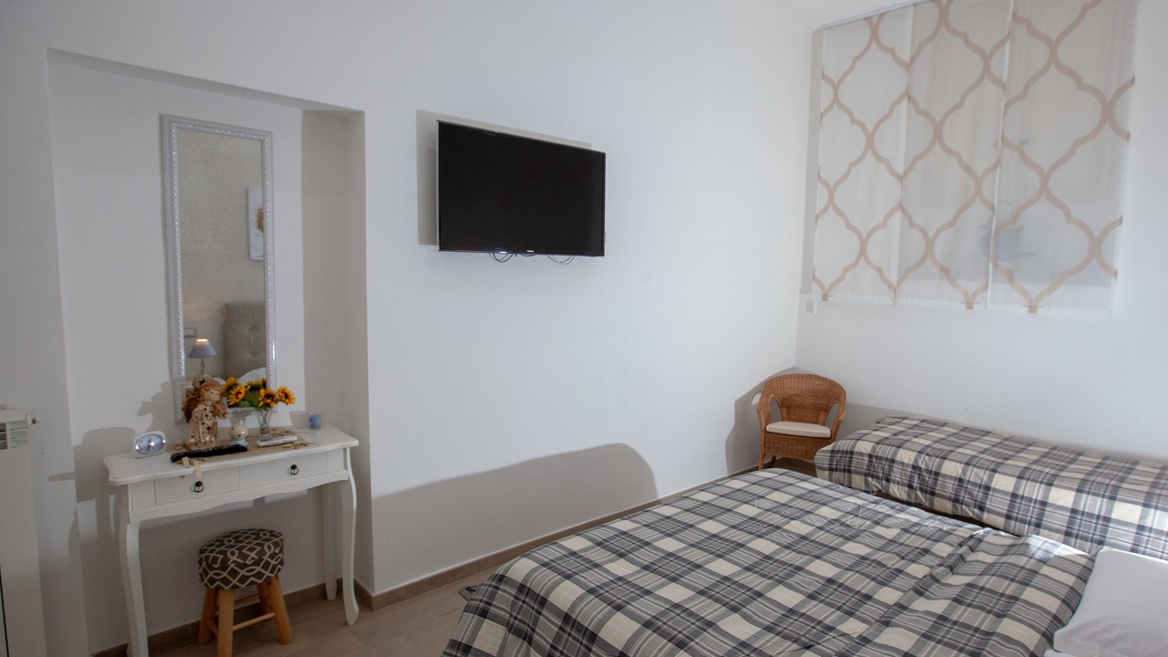 Photo of Bedroom in Naples City Centre