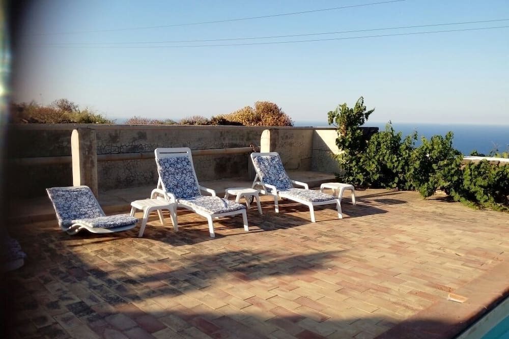 Photo of Patio Balcony in Pantelleria