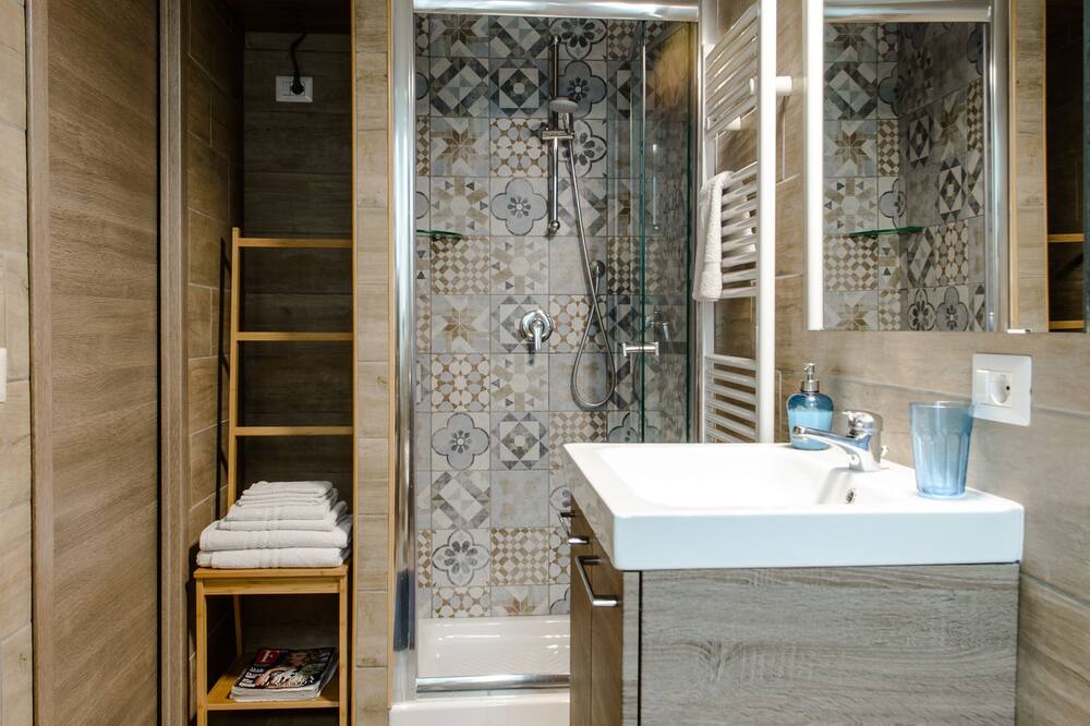 Photo of Bathroom in Historical Center