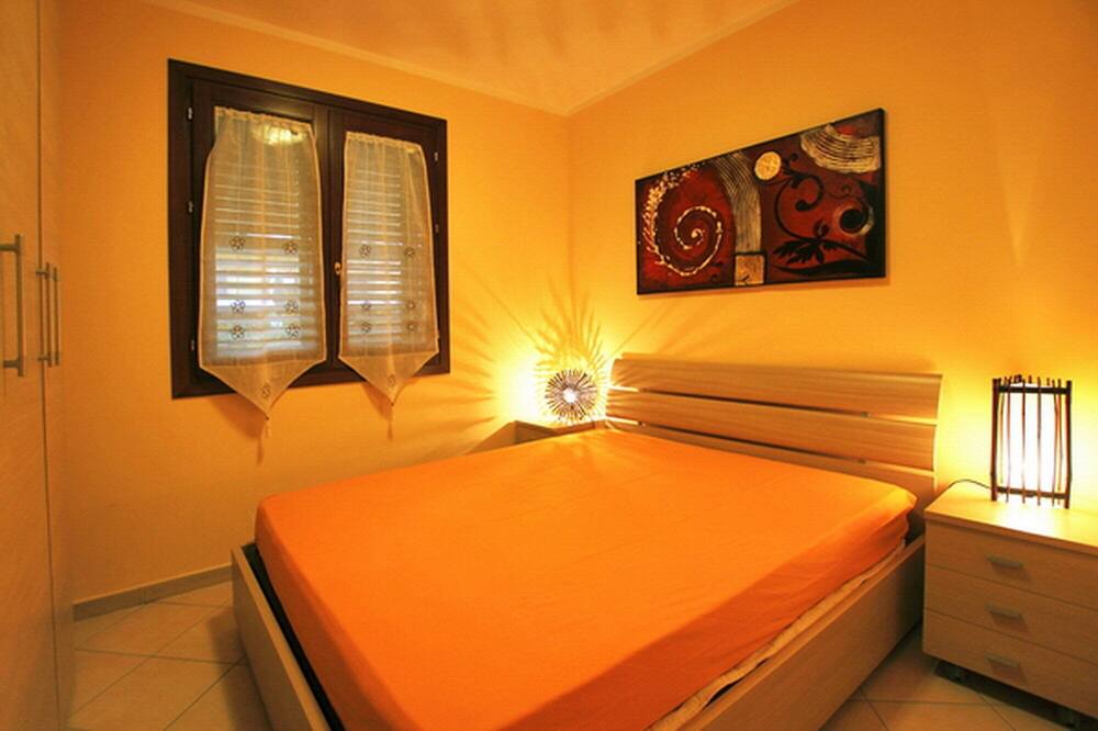 Photo of Bedroom in Campofelice di Roccella