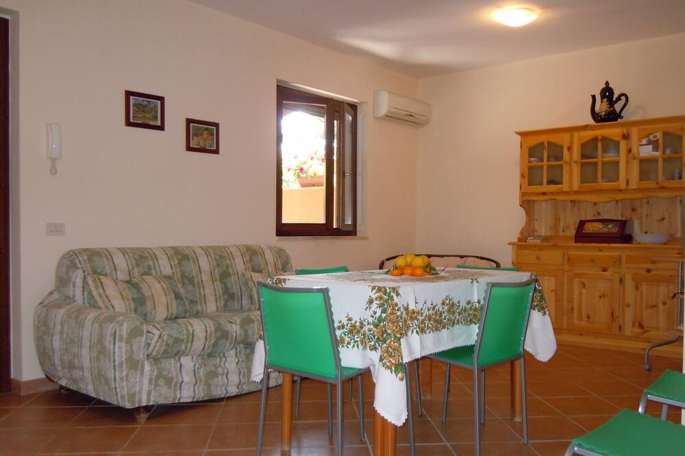 Photo of Livingroom in Campofelice di Roccella