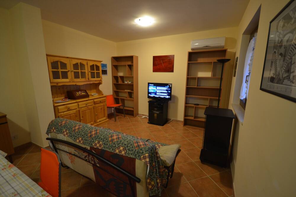 Photo of Livingroom in Campofelice di Roccella