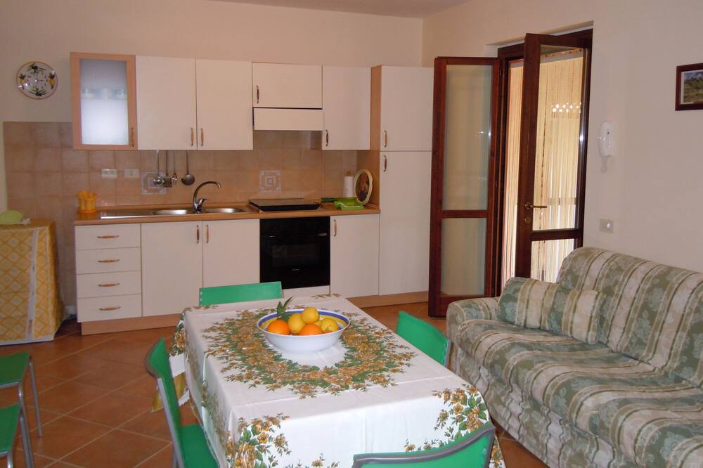 Photo of Kitchen in Campofelice di Roccella