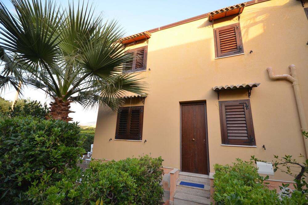 Photo of Outdoor in Campofelice di Roccella