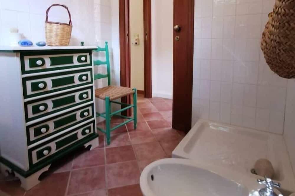Photo of Bathroom in Castelluzzo