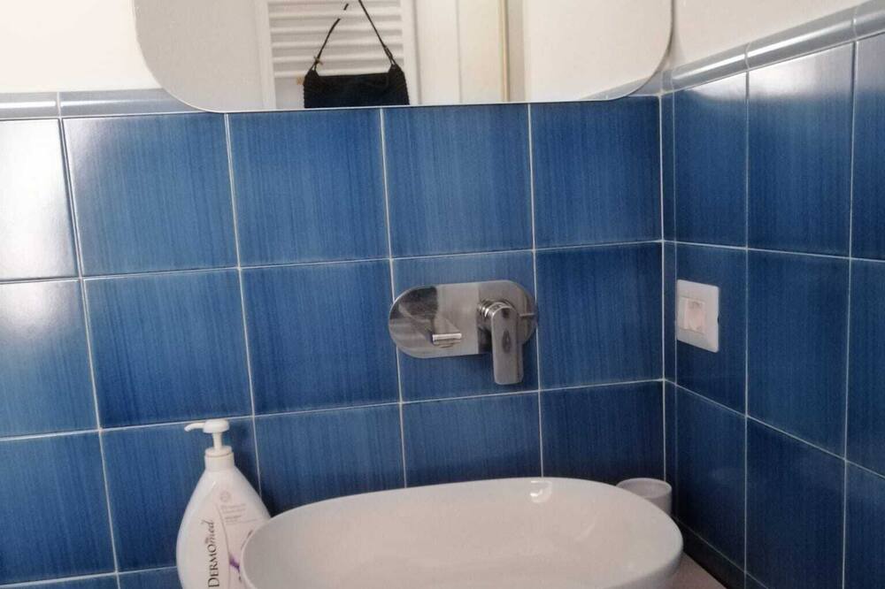 Photo of Bathroom in Atrani