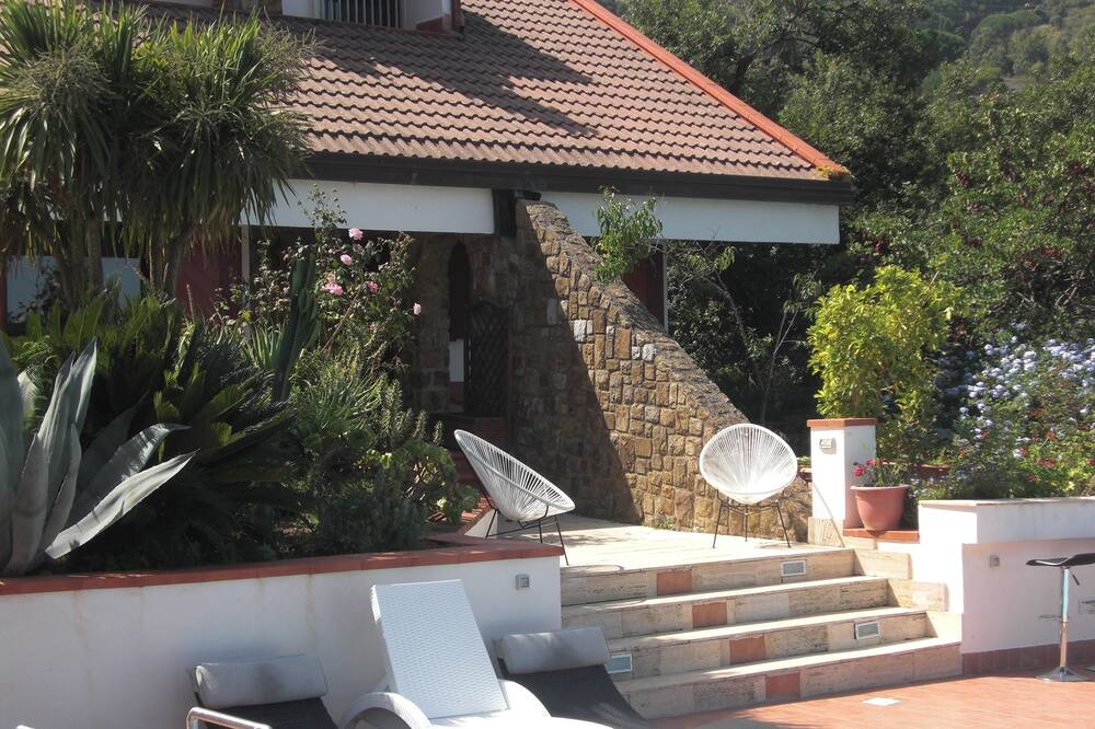 Photo of Patio Balcony in Cefalu