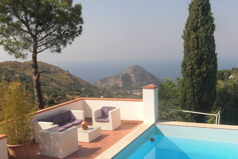 Photo of Outdoor in Cefalu