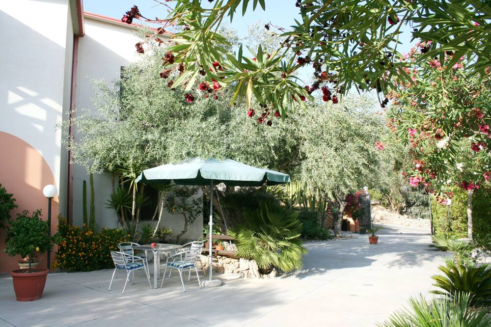 Photo of Outdoor in Avola