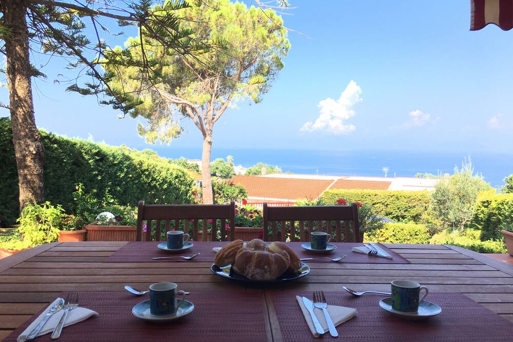 Photo of Patio Balcony in San Nicola Arcella